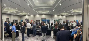 uuid=8A1E83CC EF48 406C B1BA CA792D5D1B4E&code=001&library=3&type=1&mode=2&loc=true&cap=true